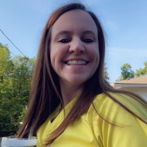 Meet your Posher, Stacy